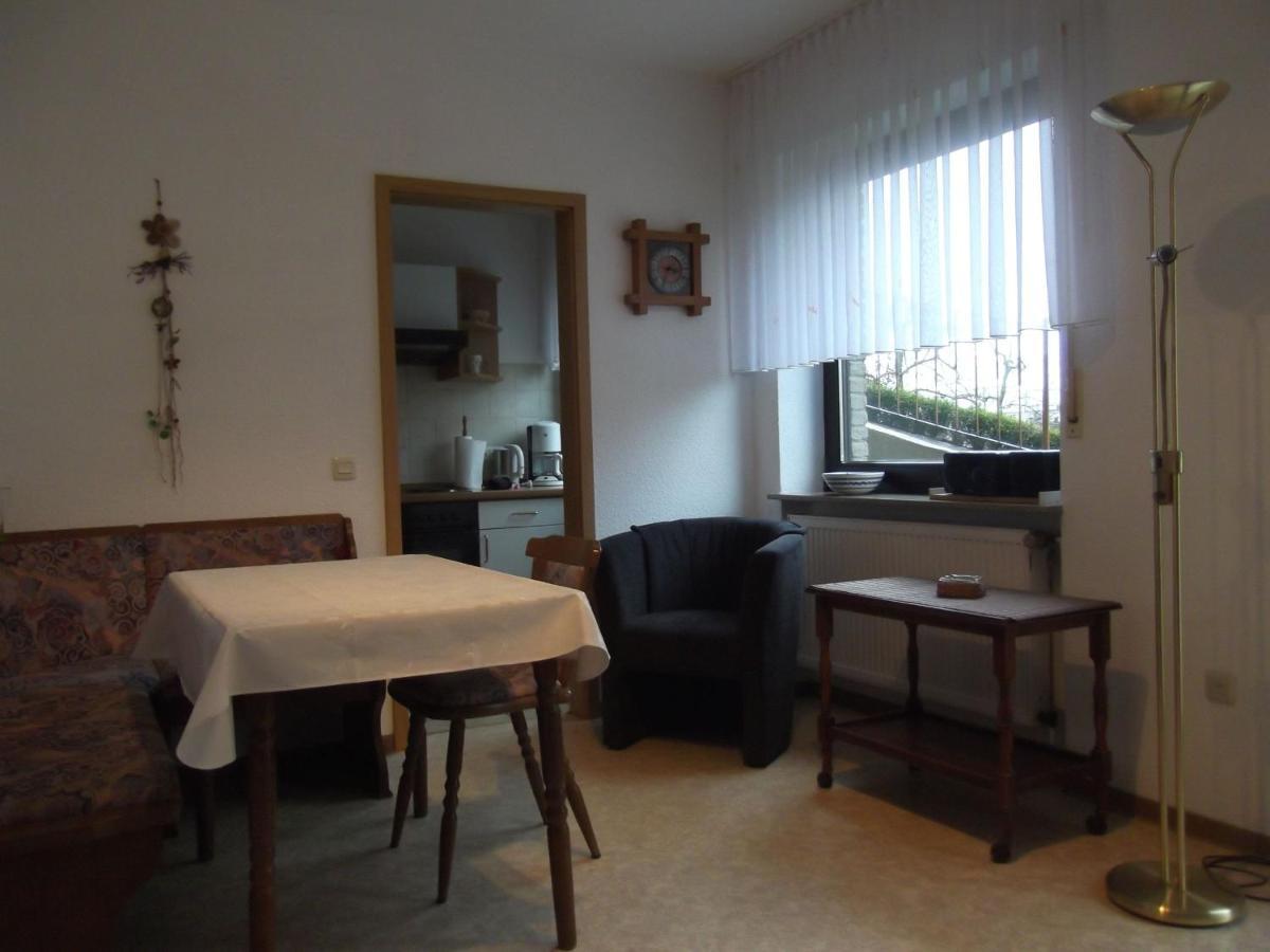 Ferienhaus Und Ferienwohnung Knappstein เมอเนอเซ ภายนอก รูปภาพ
