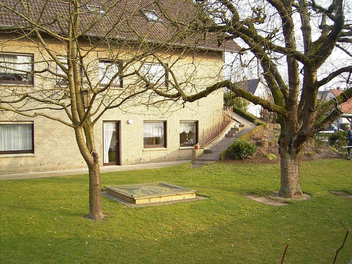 Ferienhaus Und Ferienwohnung Knappstein เมอเนอเซ ภายนอก รูปภาพ