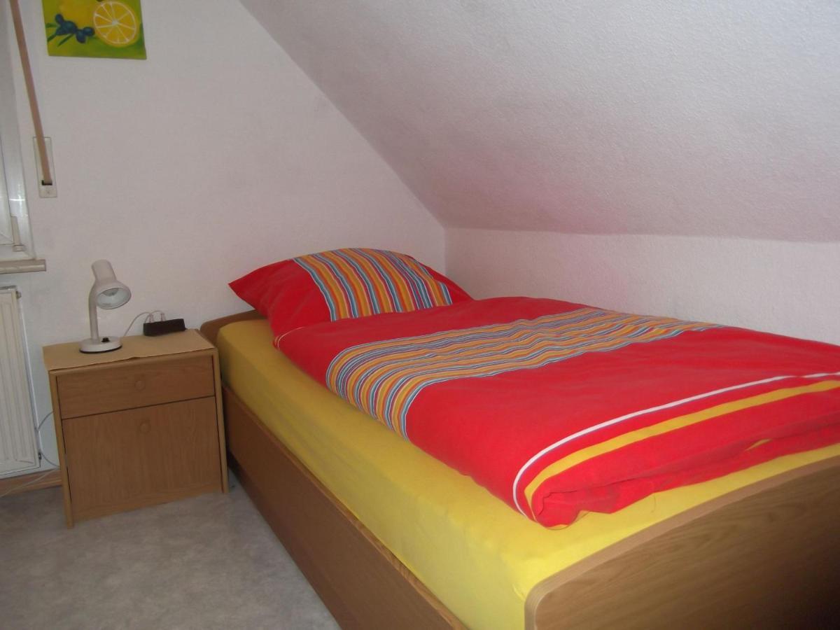 Ferienhaus Und Ferienwohnung Knappstein เมอเนอเซ ภายนอก รูปภาพ
